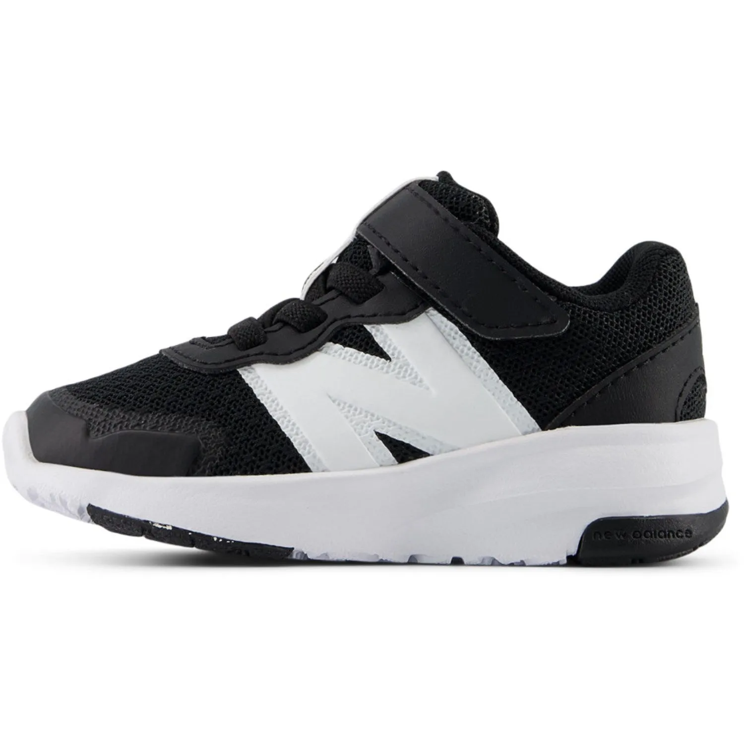 New Balance Black New Balance FreshFoam 578 Kids Bungee Lace With Top Strap