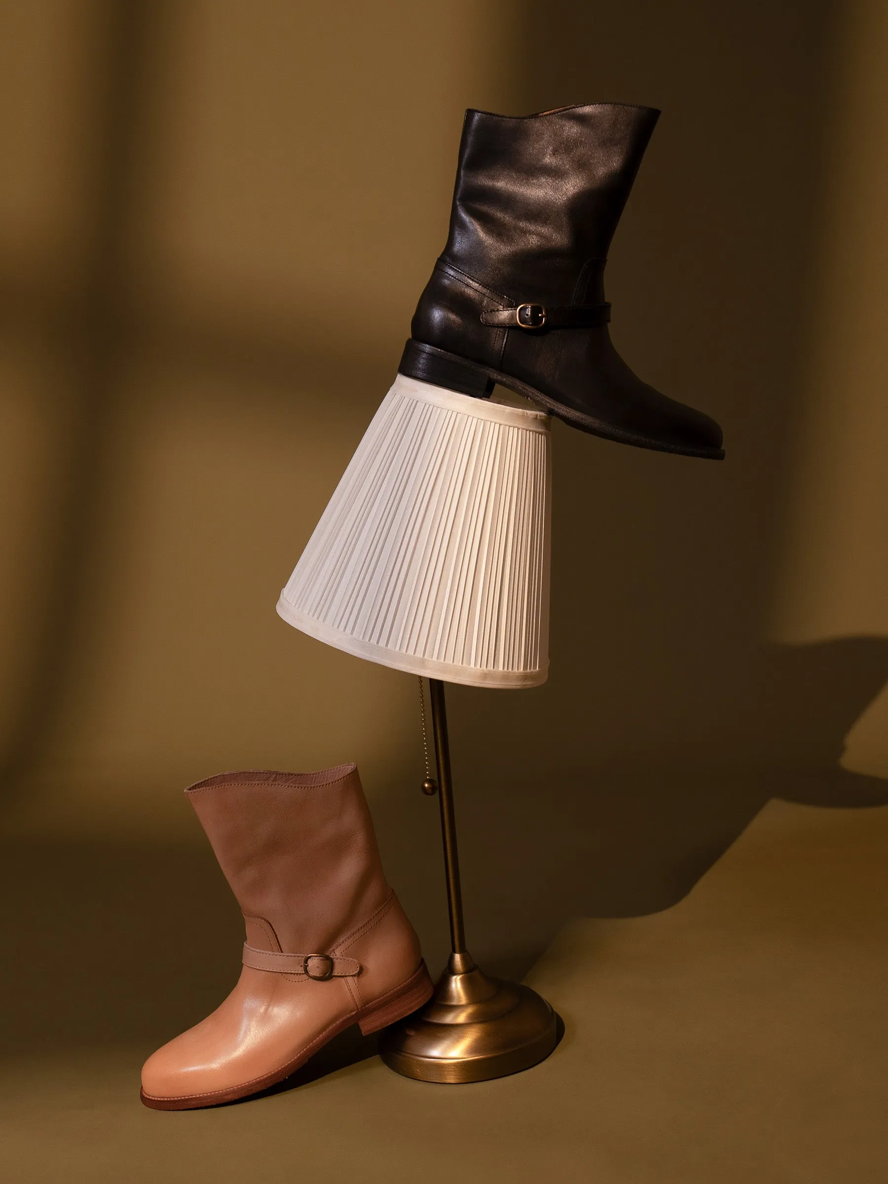 Round Toe Slant Cut Leather Boots