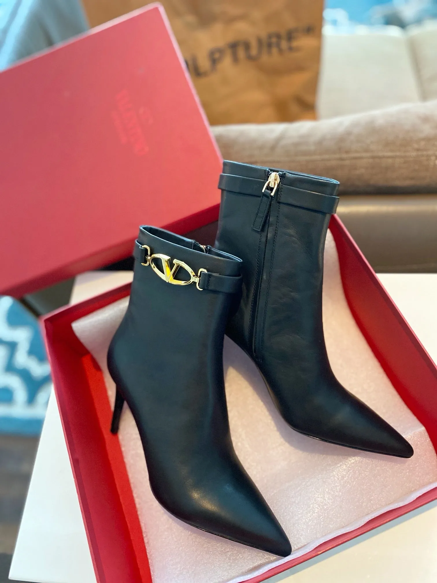 SE1498 VLOGO THE BOLD EDITION CALFSKIN ANKLE BOOT 70MM / Size5-11